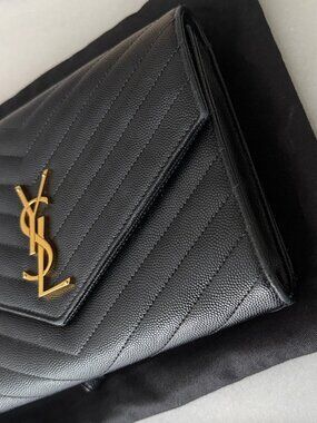 Cassandre Matellasse Flap Pouch Saint Laurent
